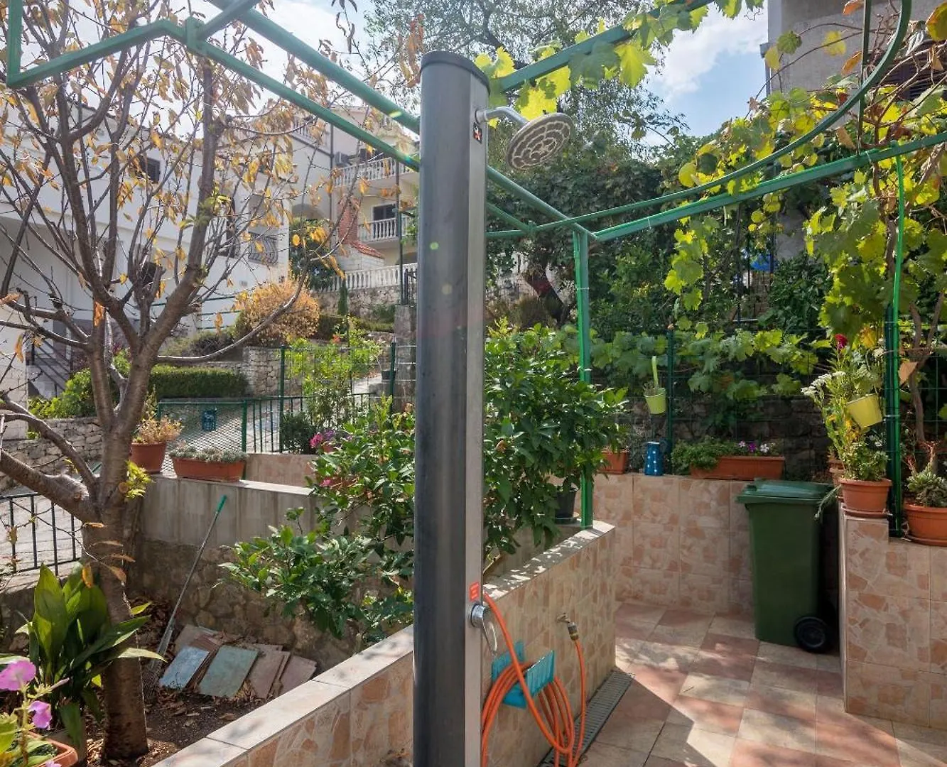 Apartment Goran - Sea View Donji Okrug  Croatia