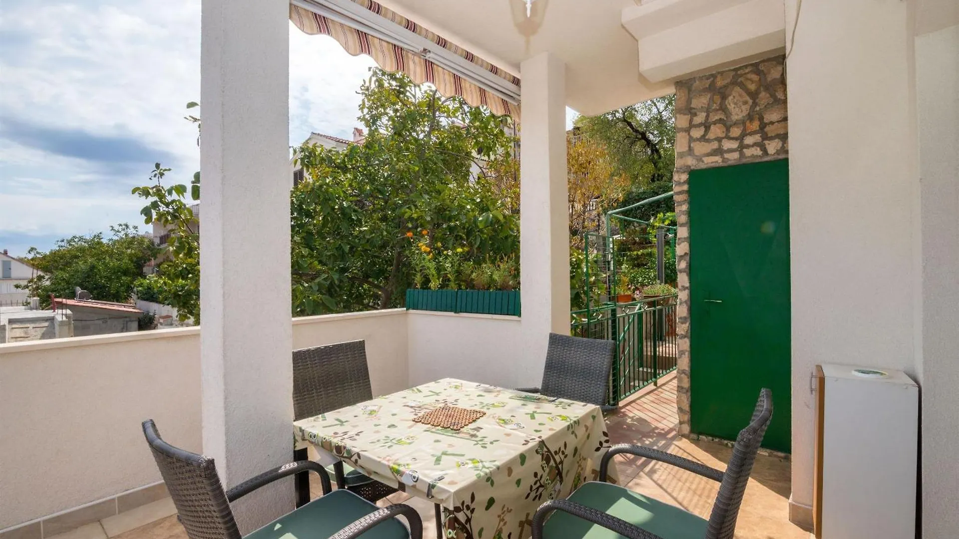 Apartment Goran - Sea View Donji Okrug